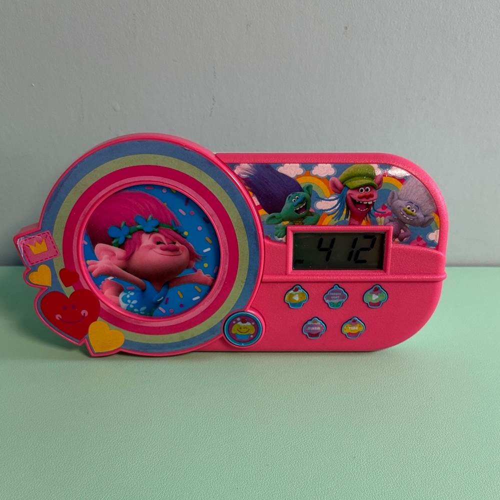 DreamWorks Trolls Musical Alarm Clock, Kids Digital Alarm Clock